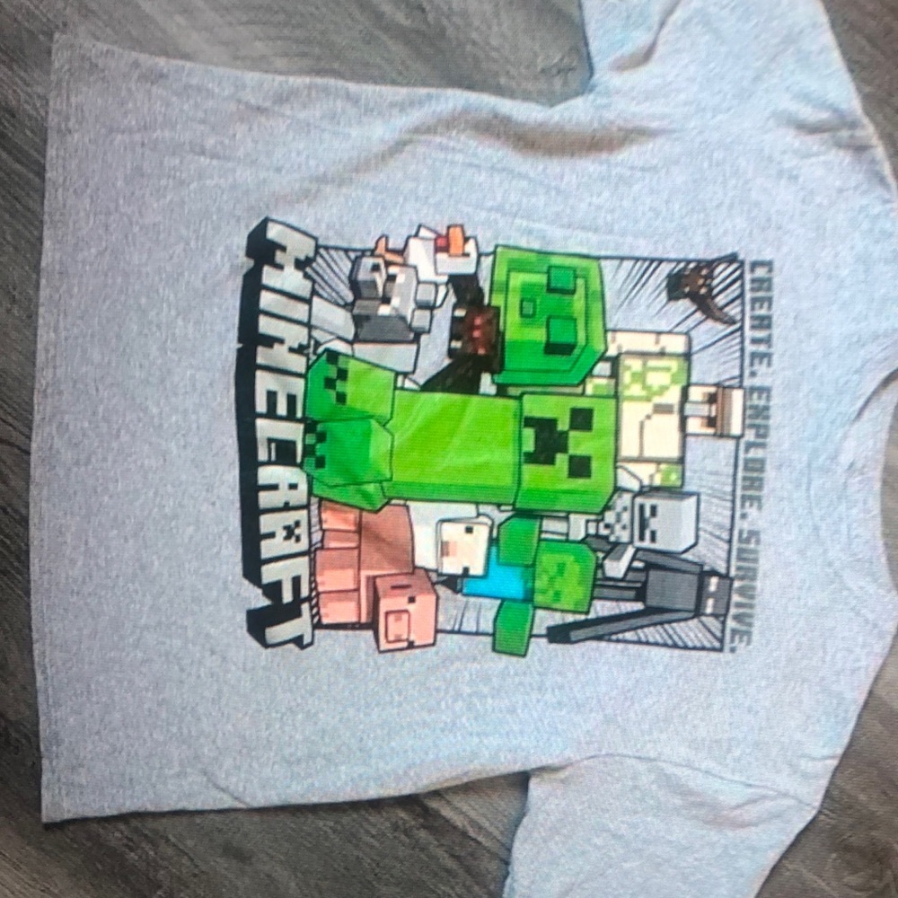 Minecraft shirt boys medium Grey Green casual cotton casual
